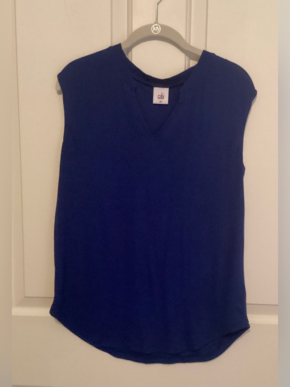 CAbi 5563 Notch Tee